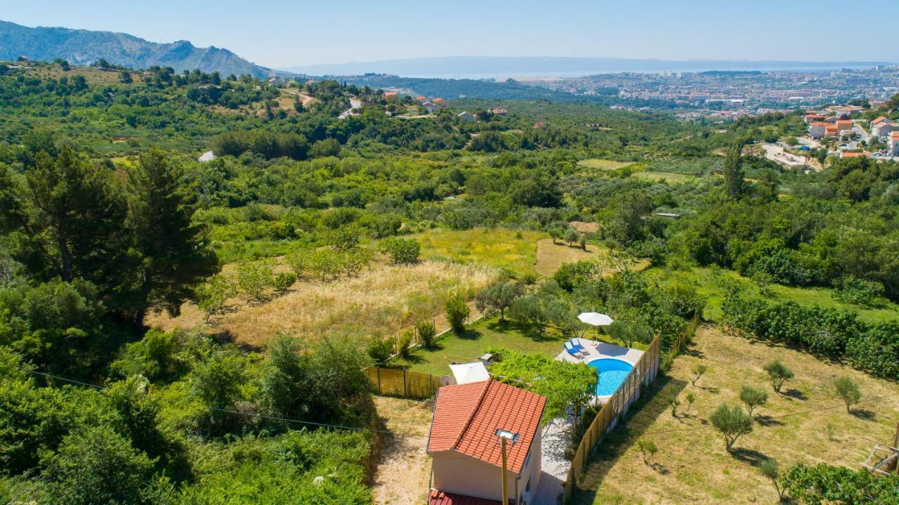 Holiday Home Rupotina With A Large Yard, Pool And A Beautiful View Salona Kültér fotó