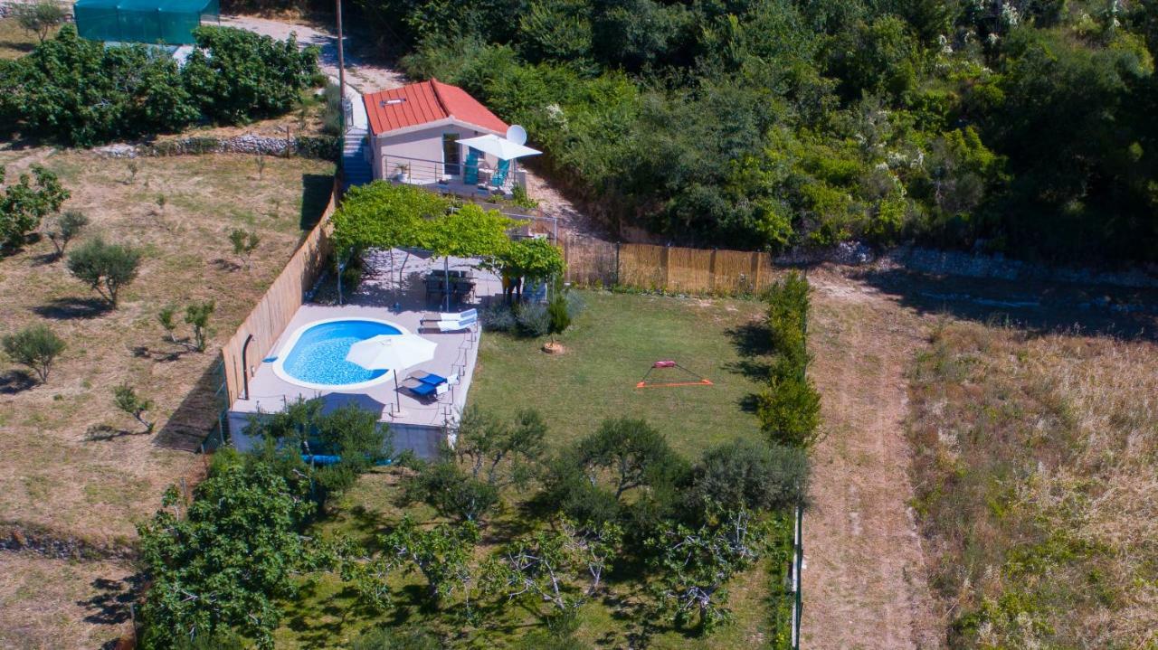 Holiday Home Rupotina With A Large Yard, Pool And A Beautiful View Salona Kültér fotó