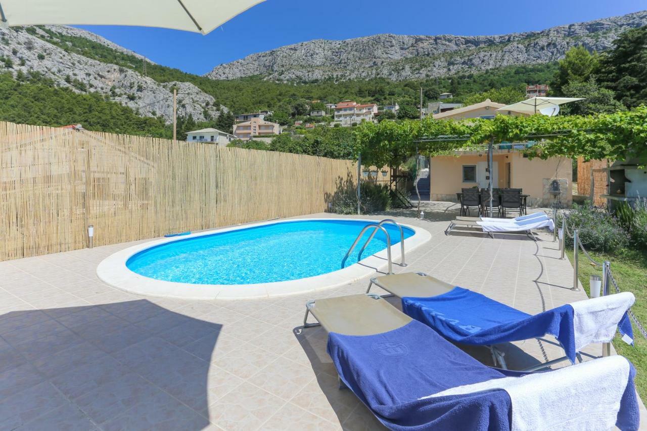 Holiday Home Rupotina With A Large Yard, Pool And A Beautiful View Salona Kültér fotó